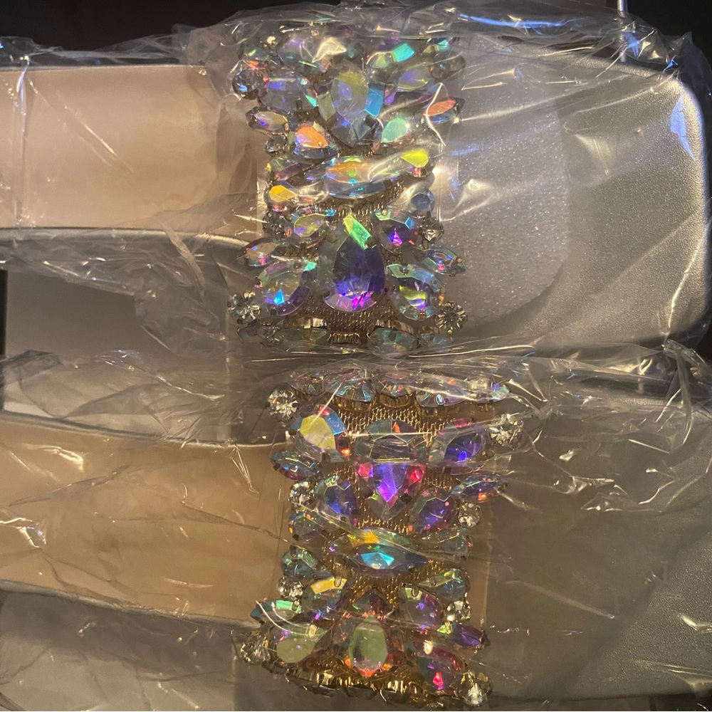 Beautiful shoe.